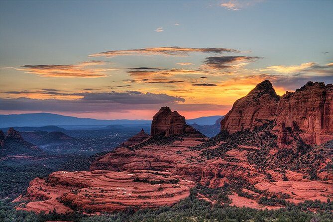 2.5-Hour Sedona Sightseeing Tour with Sedona Hotel Pickup - Oak Creek Vista Overlook: A Quick Check of the View