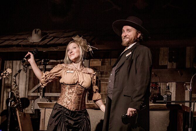 Chuck Wagon Supper & Western Stage Show at Blazin' M Ranch Ticket - Photo moments and the extra ranch flavor
