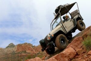 Extreme Sedona Off-Road Canyon Jeep Tour - Meeting at 335 Jordan Rd and How the 3 Hours Play Out