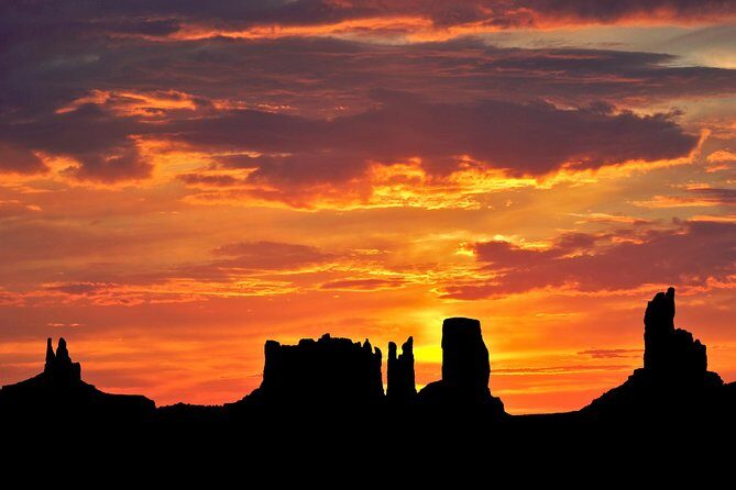 Monument Valley/Navajo Indian Reservation from Sedona/Flagstaff - How the Sedona and Flagstaff routes shape your day