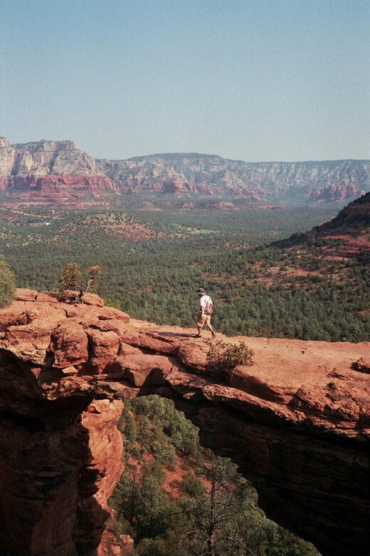 Sedona Devil's Bridge, Bell Rock & Chapel of the Holy Cross - Uptown Sedona: Lunch and shopping with a real break