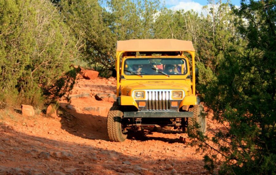 Sedona: PRIVATE 2-Hour Jeep Tour Lil' Rattler Trail - Your guide: pro-level professionalism and real local know-how