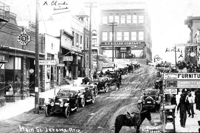 Wild Wild West Tour of Jerome - The Walk: One Hill, a Good Van, and How to Prepare